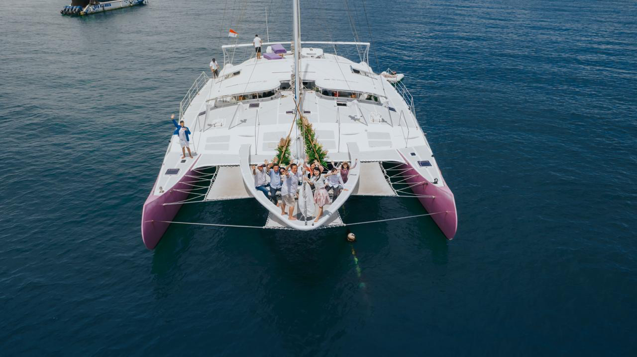 Catamaran charter in Bali, 24 metre catamaran for up to 45 guests