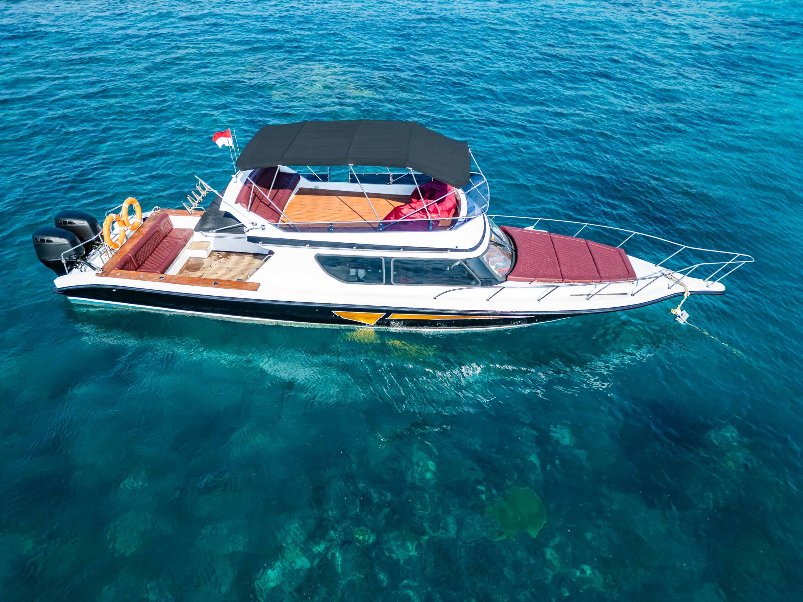 Yacht 11 Queen Ruizi 12 in Bali for cruising and fishing, up to 15 guests